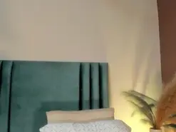 Amateur Free Porn Cam of AndraCyrus