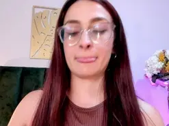 Amateur Nude Webcam of AndraCyrus