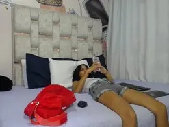 Amateur Free Porn Cam of EMMASWEET1