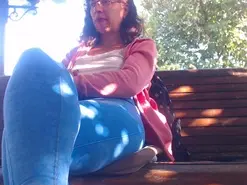 Amateur Live Sex Cam of AnnBigLabia25