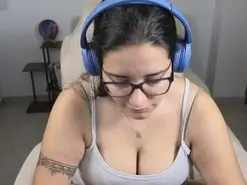 Amateur Free Live Porn of Moon_woman