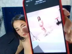 Amateur Sex Cam of SaraPreston
