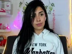 Amateur Sex Cam of angela_martina1