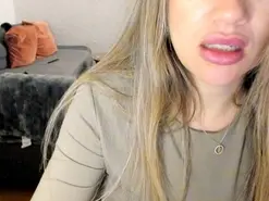 Amateur Nude Webcam of naiara_21