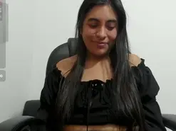 Amateur Adult Webcams of miss_eylens