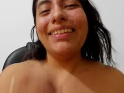 Amateur Nude Webcam of miss_eylens