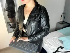 Amateur Sex Cam of laura_hotties