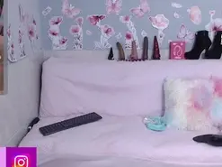 Amateur Free Porn Cam of kiara_scott