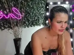 Amateur Live Porn of DestinyHills