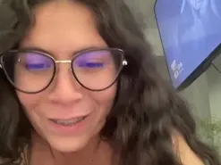 Amateur Live Sex Cam of imbabyinna