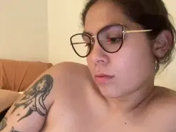 Amateur Private Sex Chat of imbabyinna
