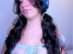 Amateur Nude Webcam of Nicol_Sky