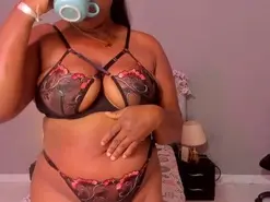 Amateur Sex Cam of Chleo_