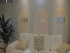 Amateur Sex Cam of AliceHarper1