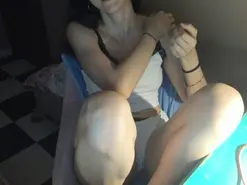 Amateur Live Sex Cam of SaraMayler