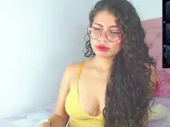 Amateur Nude Webcam of cinthia_evans21
