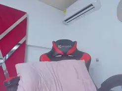 Amateur Live Porn of Helenaht