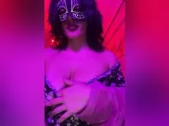 Amateur Live Sex Cam of Lynisly