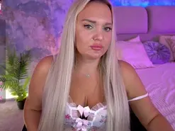 Amateur Nude Webcam of MissyMartinezz