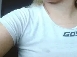 Amateur Live Sex Cam of abby_hot28