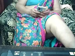 Amateur Live Sex of indianbhabi40