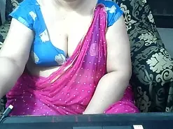 Amateur Private Sex Chat of indianbhabi40