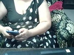 Amateur Sex Cam of indianbhabi40