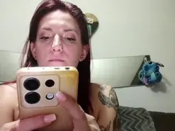 Amateur Adult Webcams of Babyred3