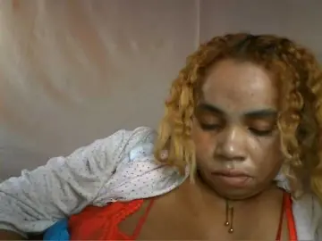 Cum on face milf cams