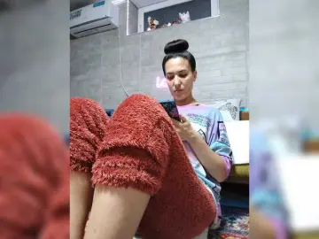 Bongacams Free Porn Cam of Marina4Love
