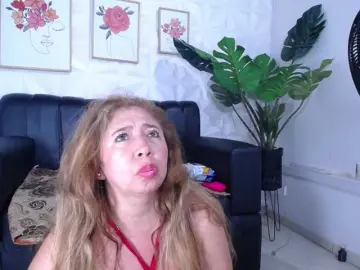 Bongacams Watch Live Sex Cams of Valentina-mature