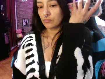 Bongacams Live Sex of AngelaQueen