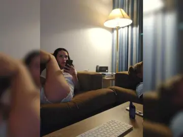 Bongacams Sex Cam of Mr-and-Mrs-Smith-XXL