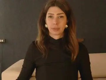 Bongacams Free Live Porn of RoxySkyBlue