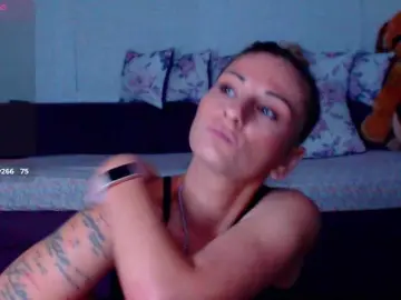 Bongacams Watch Live Sex Cams of CassieSpell