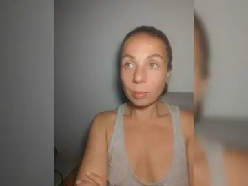 Bongacams Free Porn Cam of GentleSweet