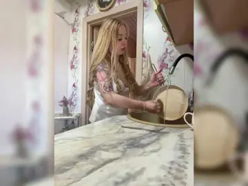 Pussyfucking milf cams
