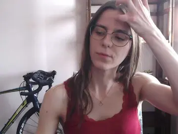 Bongacams Live Sex Cam of MegiKiss