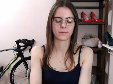 Bongacams Live Sex Cam of MegiKiss