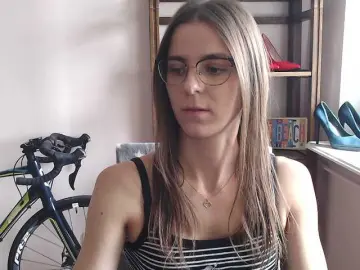 Bongacams Live Sex Cam of MegiKiss