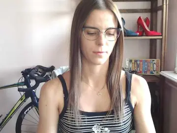 Bongacams Sex Cam of MegiKiss