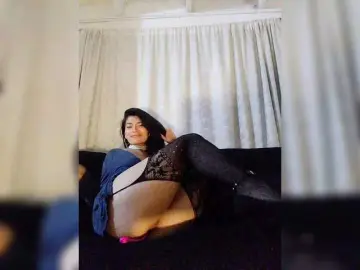 Bongacams Watch Live Sex Cams of Linda-Tease