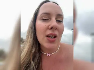 Bongacams Free Live Porn of MonaPlus