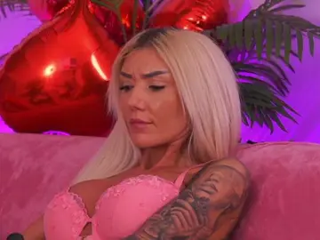 Bongacams Free Porn Cam of TheFallingAngel