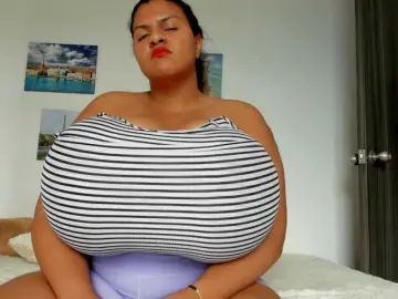 Bongacams Adult Webcams of bigmom-22