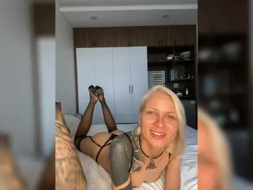 Bongacams Nude Webcam of Twins666