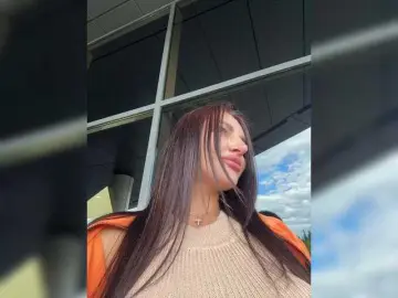 Bongacams Free Live Porn of sweetkira25