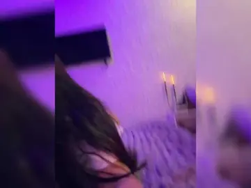 Full-private chat for 90+ tokens milf cams