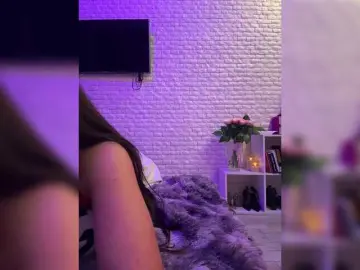 Bongacams Adult Video Chat of sweetkira25