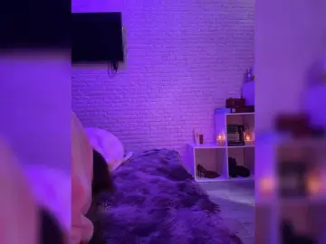 Stripping milf cams